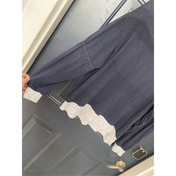 Michael Stars Gathered Sleeve Sweatshirt Navy Gray Comfy Lounge Top Size Large - Picture 8 of 14